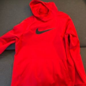 Nike Therma hoodie